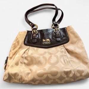 Coach Madison Signature shoulder bag